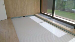 podhladinová inštalácia pod úrovňou dna bazéna