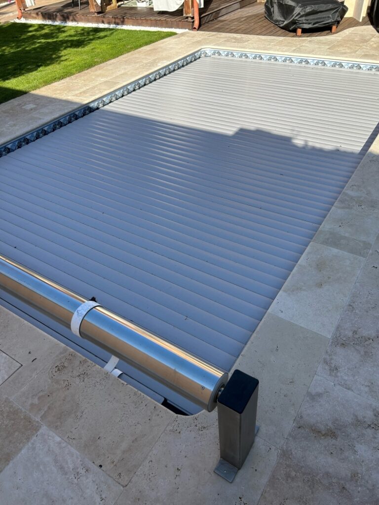 Nadhladinove navijanie bez krytu